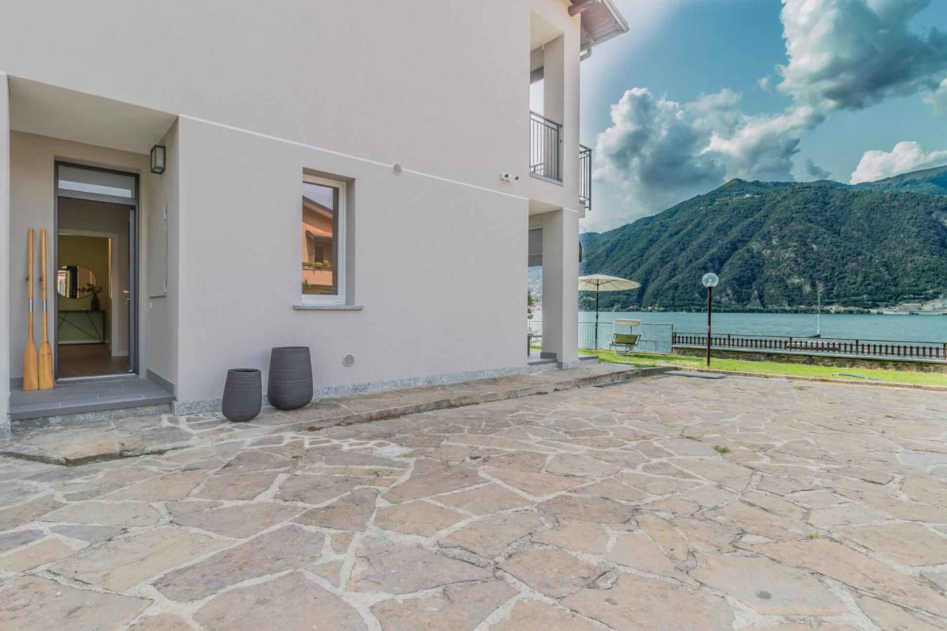 Ninfea Apartments By Wonderful Italy Lezzeno Esterno foto